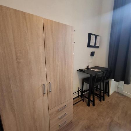 Charming Studio In The City Centre Budapeste Exterior foto